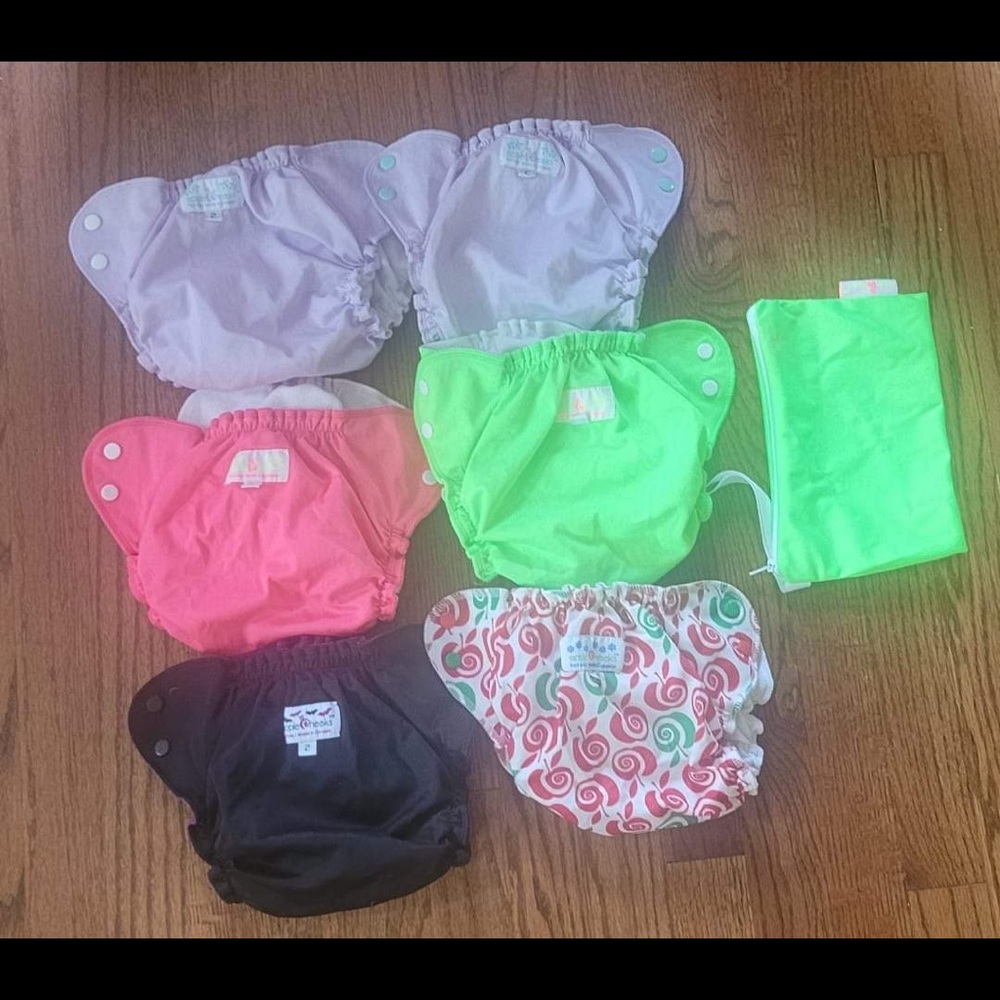 -AppleCheeks cloth diapers size 2 lot seasonal